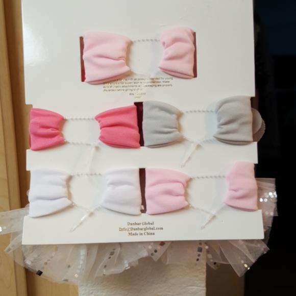 Little Girl's Ribbon Head Bands - Picture 2 of 6